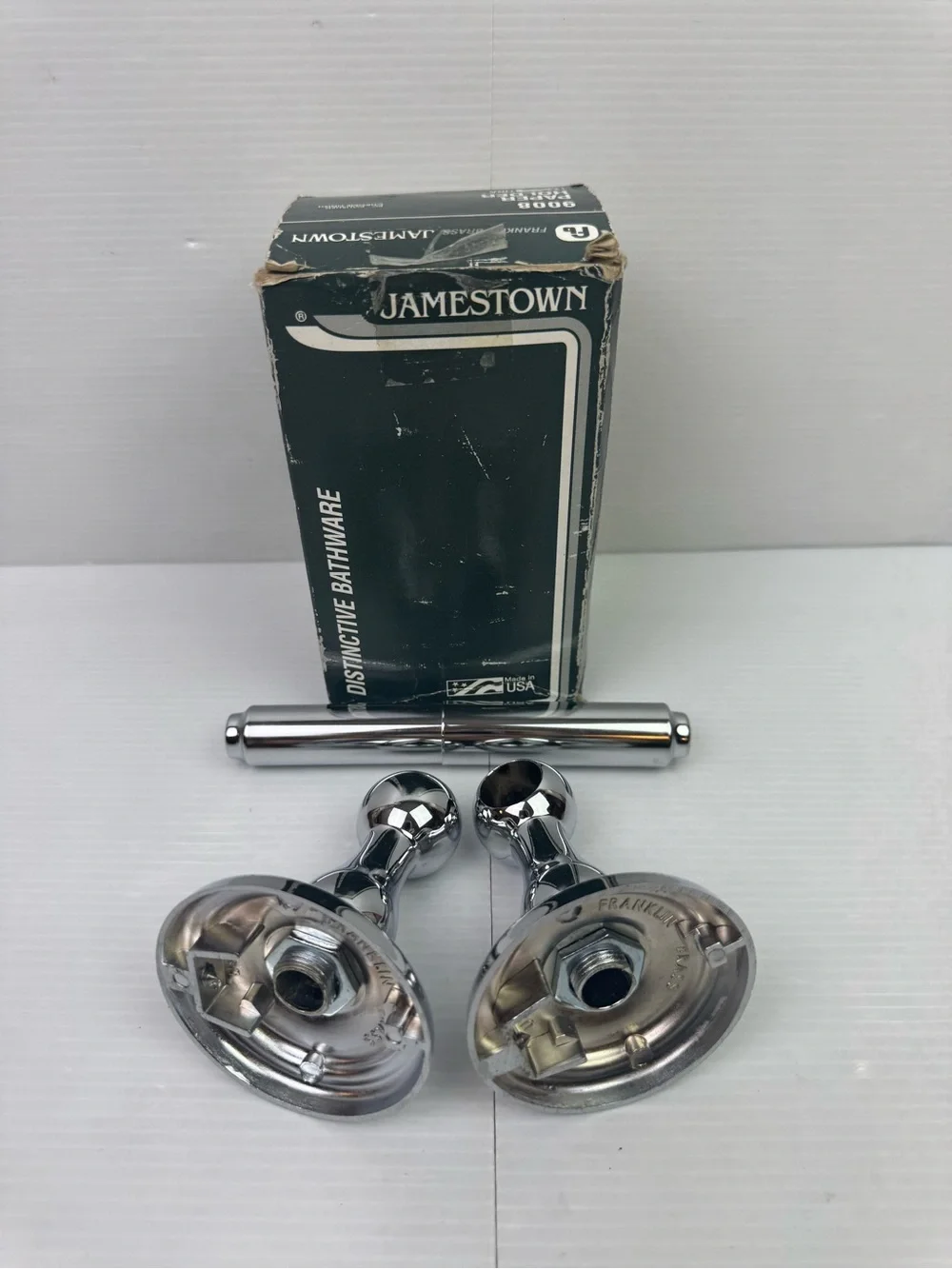 Vintage Franklin Brass Jamestown Polished Chrome Toilet Paper Holder 9008PC NIB